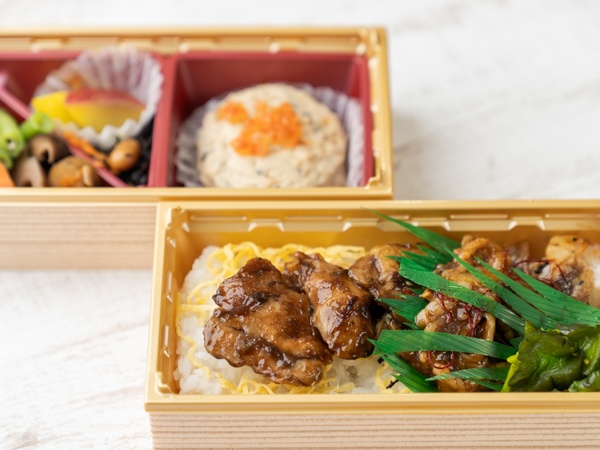 特上二段重・旨だれ焼き鳥＆特選カルビハーフ