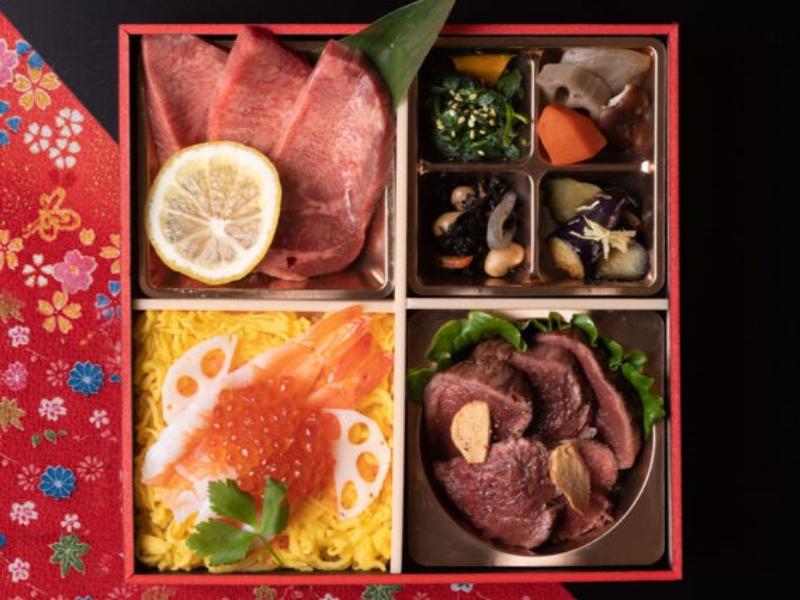 厚切り牛タンと国産牛赤身ステーキのちらし御膳