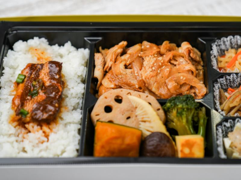 生姜焼き＆角煮弁当（辛味）