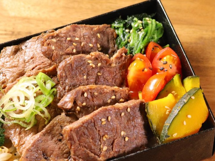赤身おおにしハラミ＆塩ミスジ肉折弁当