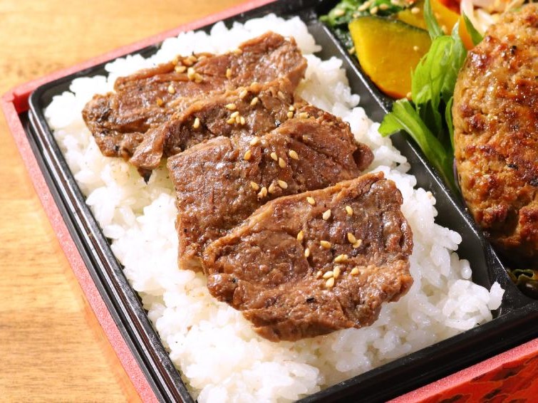 焼肉屋のハンバーグ＆赤身のおおにし弁当