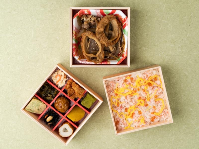 蟹ちらし寿司と彩り9升の三段弁当