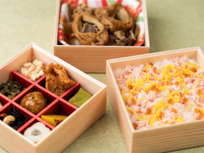 蟹ちらし寿司と彩り9升の三段弁当