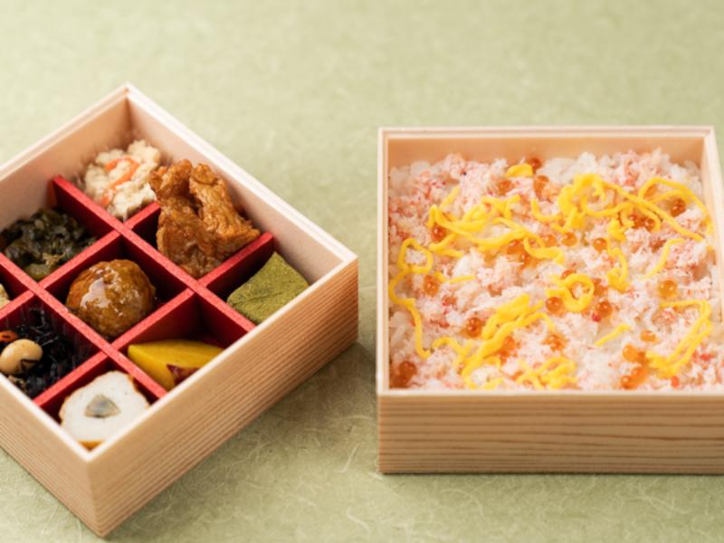 蟹ちらし寿司と彩り9升の二段弁当