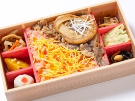 蟹ちらし・あふそやの特製牛丼弁当