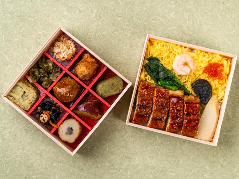 鰻ちらし寿司と彩り9升の二段弁当