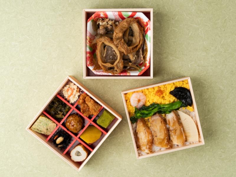 五目ちらし寿司と彩り9升の三段弁当