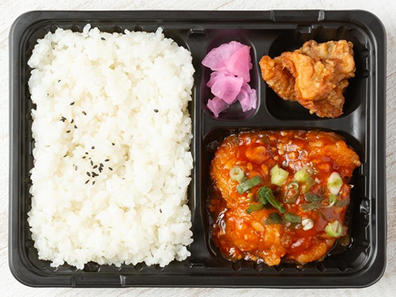 【豪華メイン】エビチリ弁当