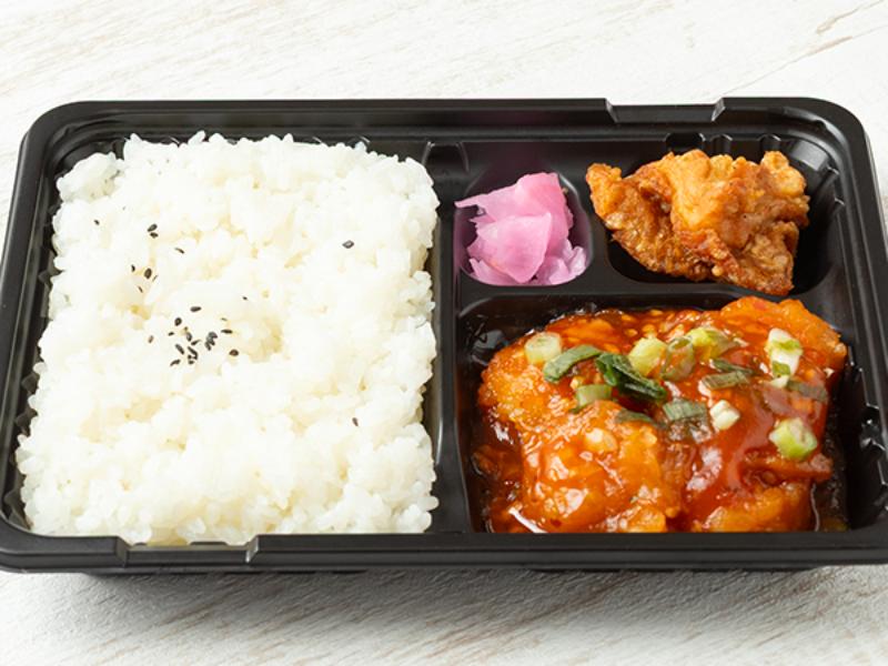 【豪華メイン】エビチリ弁当