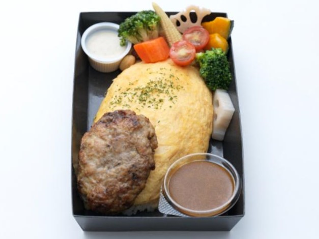 オムライス＆自家製ハンバーグ（特製カレーソース）
