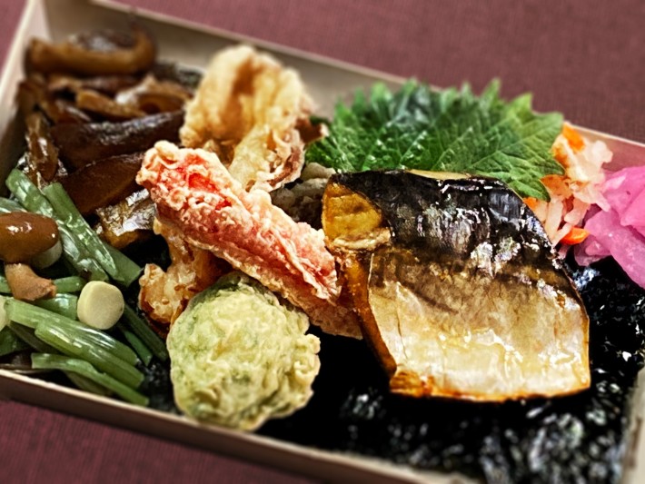 骨取り鯖の幽庵焼き海苔弁当
