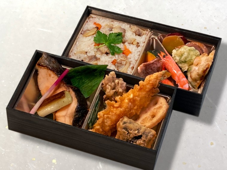 特選銀だら西京焼きと天ぷら盛り合わせ二段重