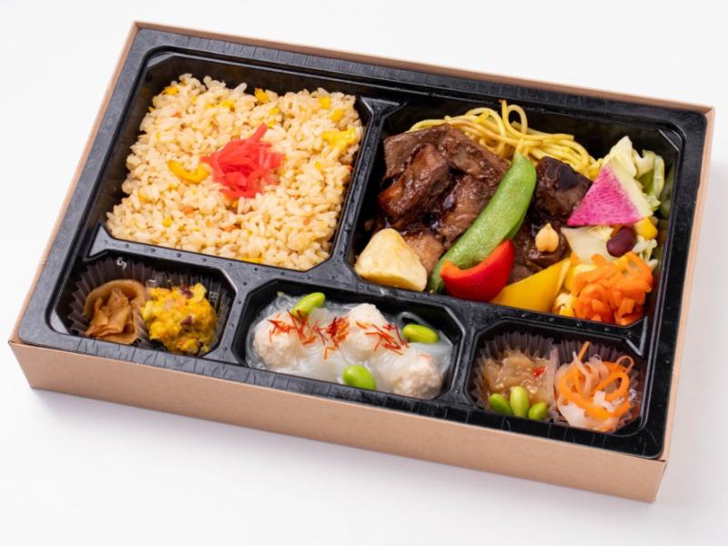 【ECO容器】黒毛和牛の濃厚オイスターソース絡め贅沢弁当