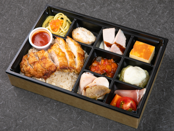 【500mlペット茶付き】フレンチコース弁当 国産鶏のピカタ