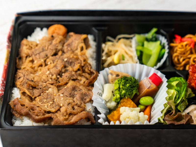 C カルビ弁当