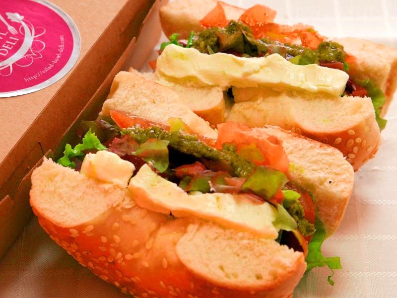 N.Y.ベーグルサンドイッチ！ベジタリアン様向け！バジル&トマト