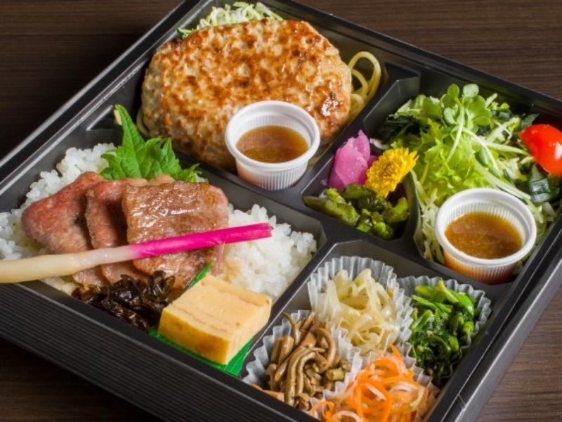 黒毛和牛カルビ＆ハンバーグ御膳