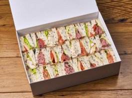 ジェントルサンド ケータリングのフルーツサンドボックス 5,200