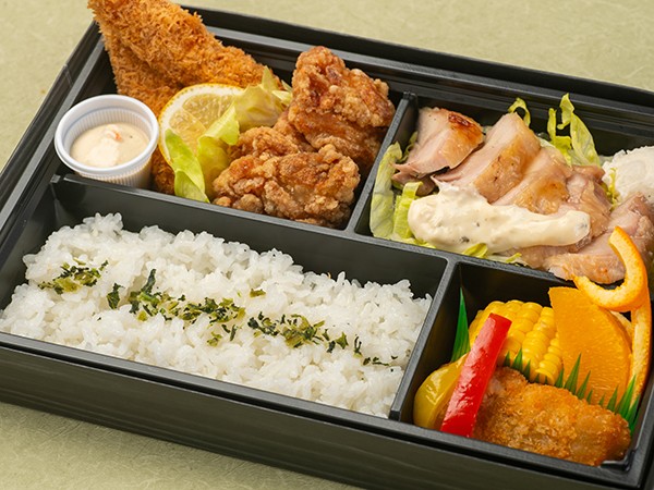 エビフライとチキン南蛮