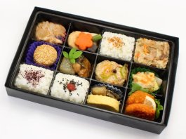 特米弁当 あみい（関西）のNo．43 特上松花堂弁当 壱香（いちか 12升