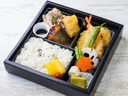 下町弁当の海苔が選べるのり弁（とり天） 1,000円｜【お弁当デリ】お