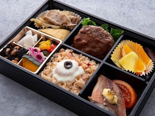 プルポ（自家製ハンバーグ・海老ドリア）