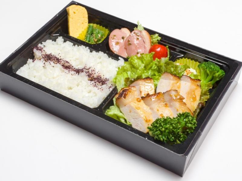 ボリューム満点豚ロースの西京焼きのお弁当