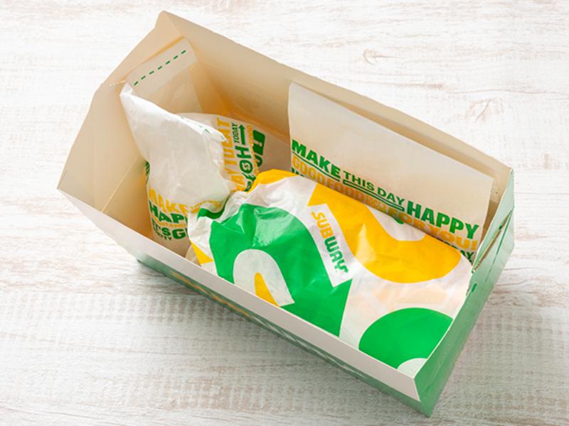 SUBWAY（新宿西口ハルク店）のシェアセットB 2,850円｜【お弁当デリ