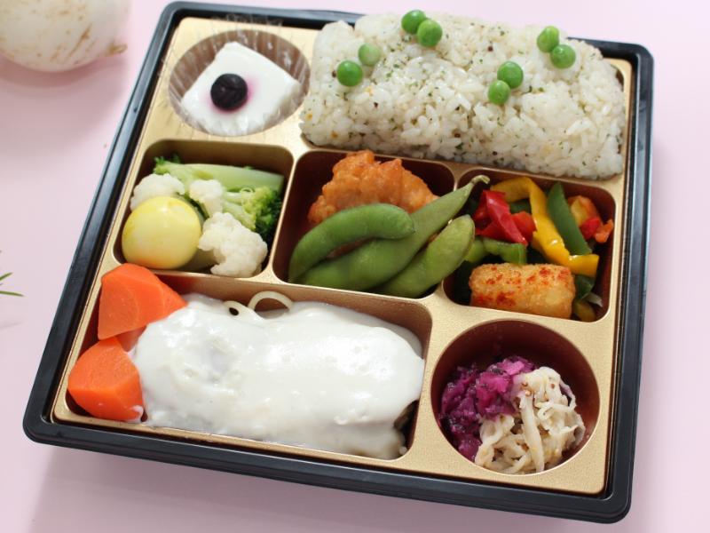 【3月1日〜5月31日お届け分限定】DE　LUXEブールブラン煮込みハンバーグ 〜旬のごはんと共に〜