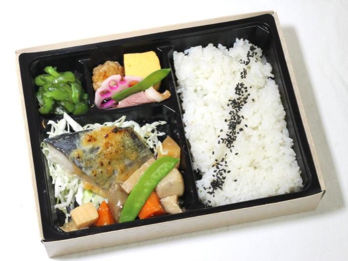 【お好み幕の内弁当】サワラと筑前煮