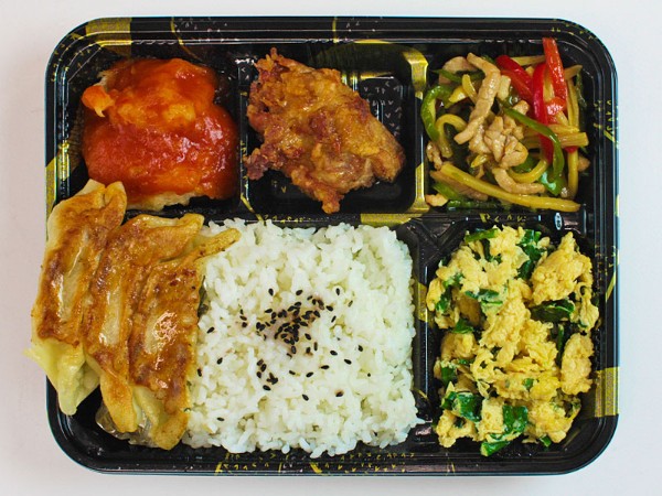 贅沢中華弁当