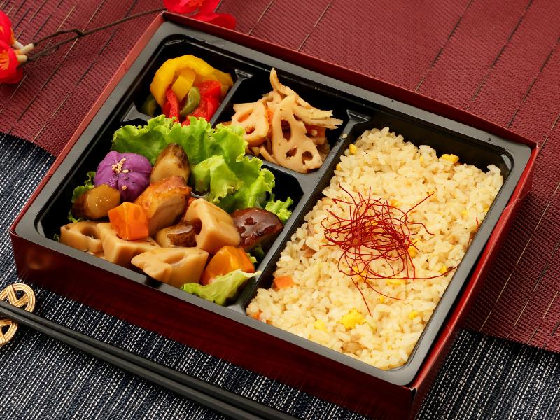 黒酢あんかけ酢豚