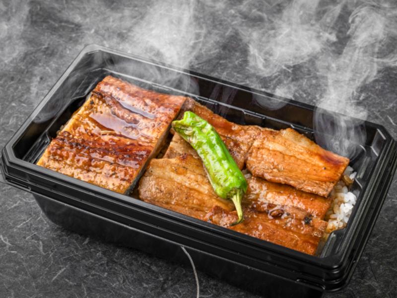 【温まるJET CHEF弁当】特選築地の鰻と豚カルビ重
