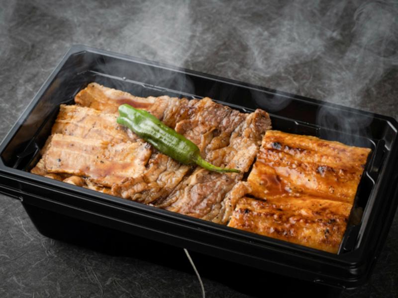 【熱々 焼肉弁当】食べ比べ築地の鰻と２種の特上カルビ重（牛・豚カルビ）