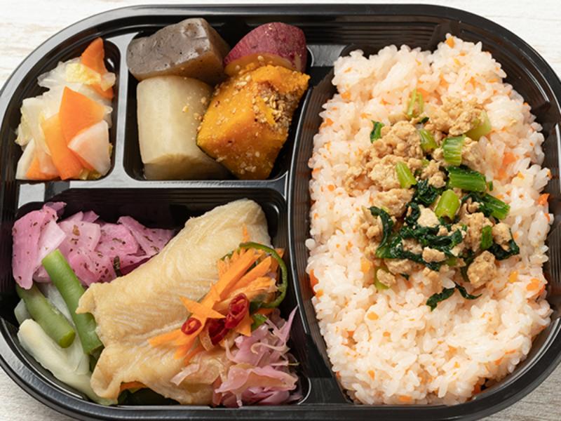 彩り弁当　白身魚の南蛮漬け