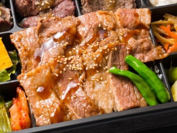 炭火焼牛焼肉幕の内