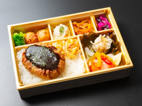 お肉屋さんのハンバーグ弁当