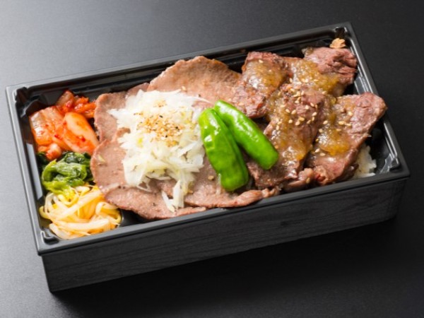 炭火焼牛ハラミ＆霜降り牛たん重