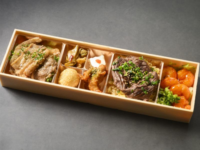 牛サガリ炒飯と牛カルビのオイスターソース炒め弁当