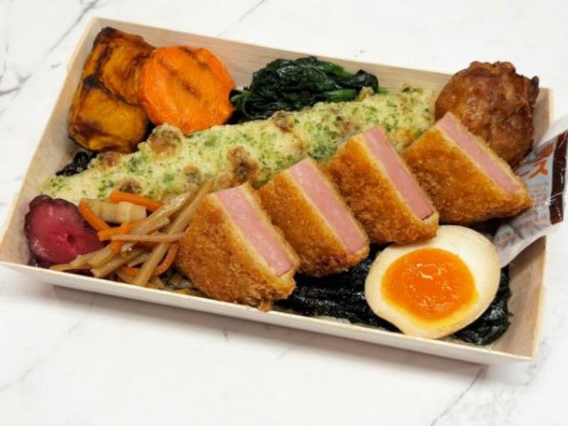のりべん 海苔弁もんじぇの昭和のハムカツ 1,350円｜【お弁当デリ】お弁当の