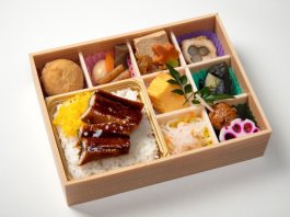 和ごころ膳 樂raku（関西）の六枡松花堂御膳 3,240円｜【お弁当