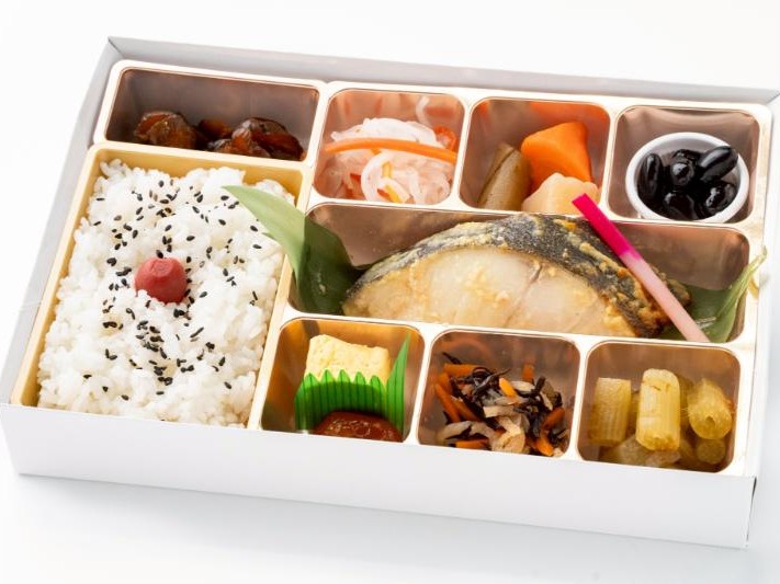 【シャインホワイト紙箱】銀だら西京焼き　華やか膳