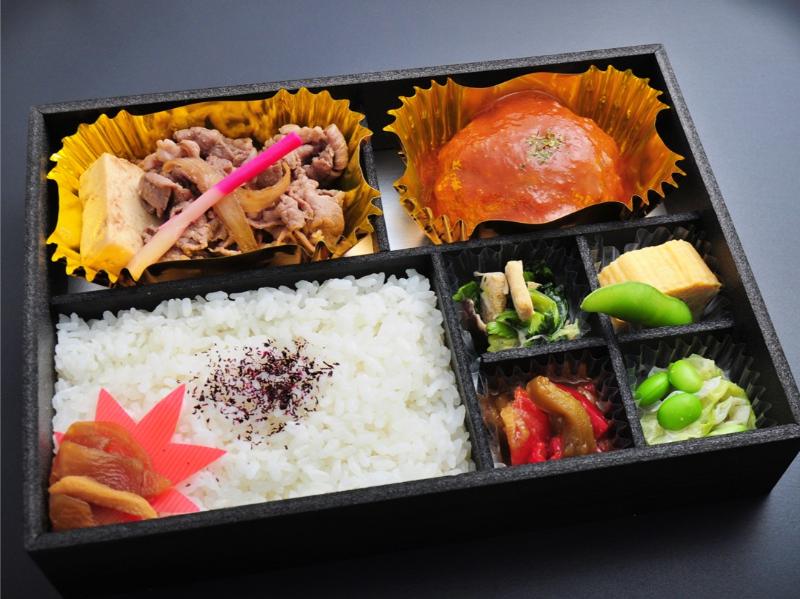 和牛切り落とし炊き肉＆自家製ハンバーグ弁当