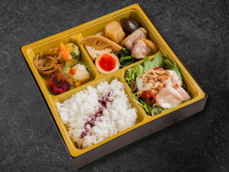合鴨すき煮とヘルシー弁当