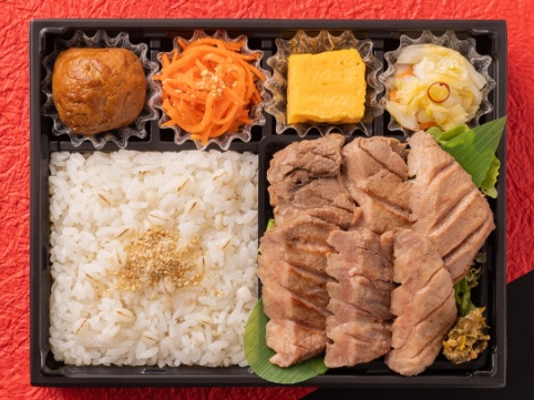 味重の昆布〆牛タン弁当
