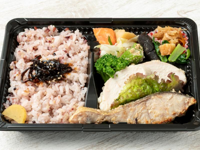 国産鮭の甘酒味噌漬け焼き弁当