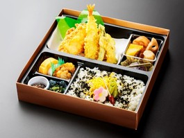 【お弁当デリ限定】10種素材の天ぷら御膳
