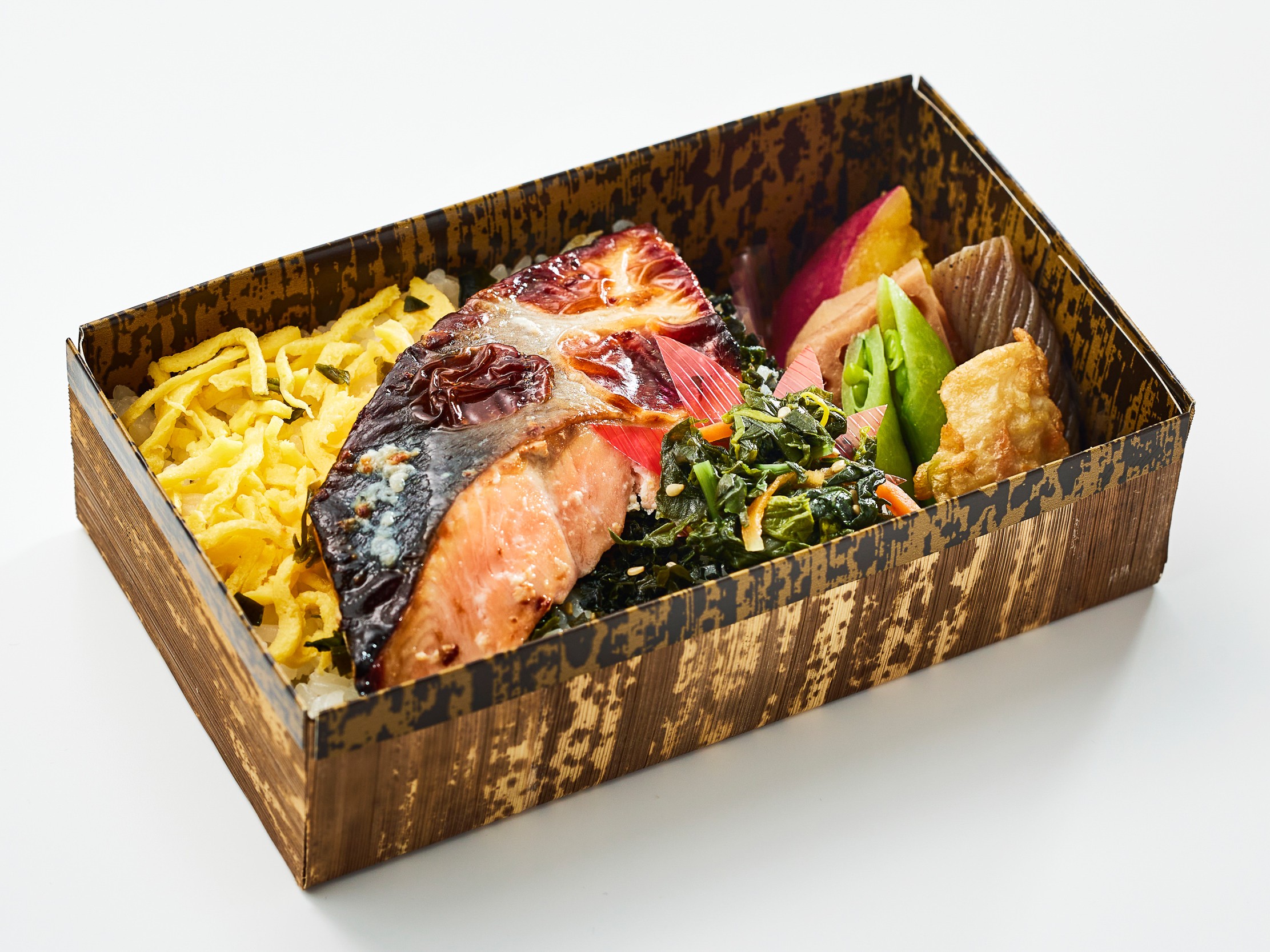 【撫子（なでしこ）】サーモンの塩麹焼き重