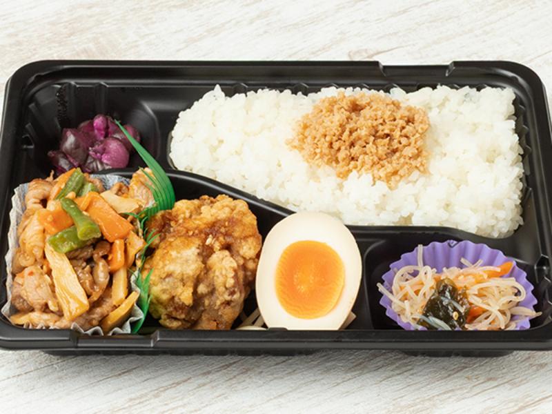 豚焼肉×とりから弁当