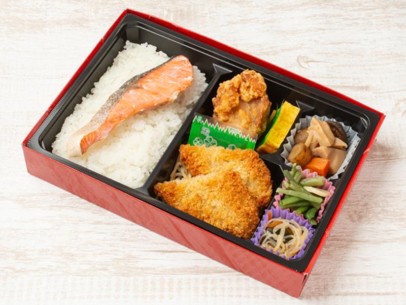 鮭と白身魚フライの幕の内